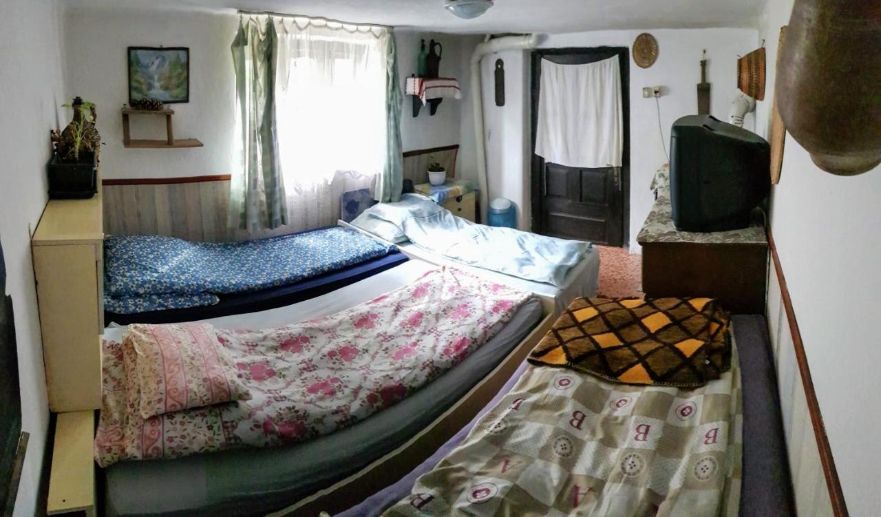 Garan Guesthouse Josvafo Luaran gambar